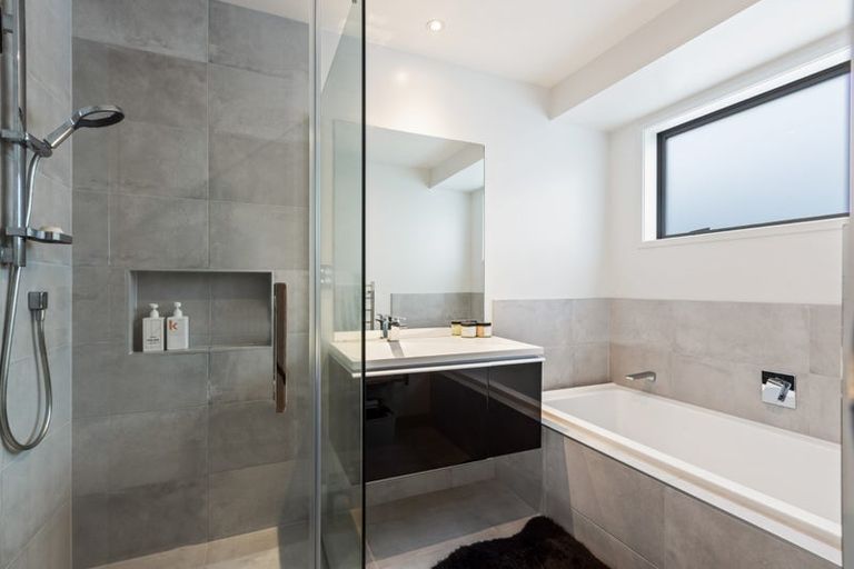 Photo of property in 36 Boocock Crescent, Orewa, 0931