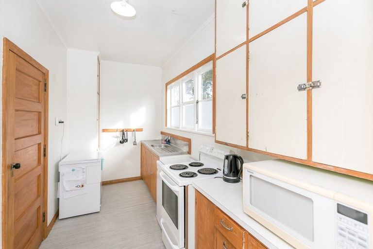 Photo of property in 12 Plunket Terrace, Hamilton East, Hamilton, 3216