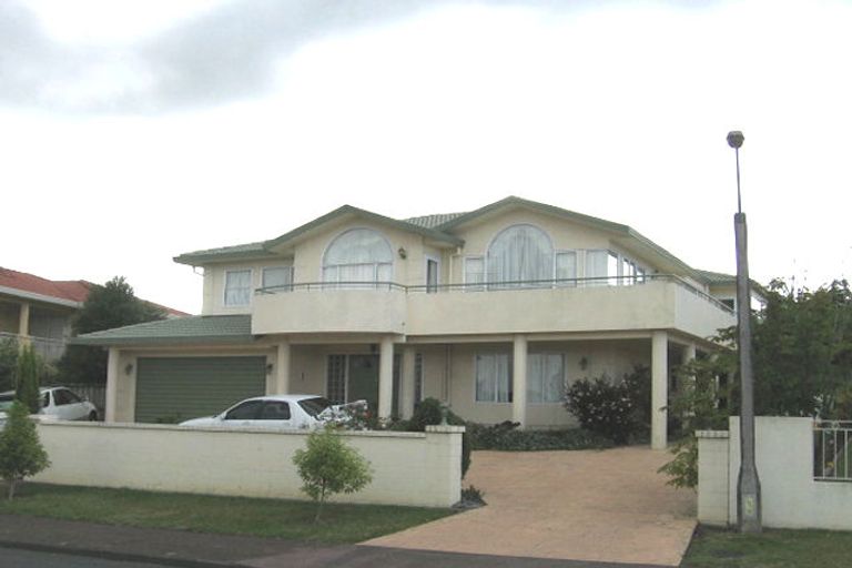 Photo of property in 12 Reflection Drive, West Harbour, Auckland, 0618