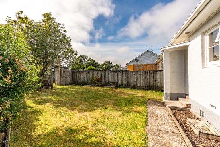 Photo of property in 21 Jellicoe Drive, Hamilton East, Hamilton, 3216