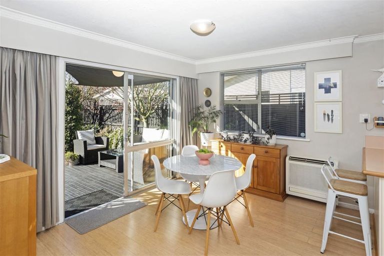 Photo of property in 4 Templetons Road, Hillmorton, Christchurch, 8025