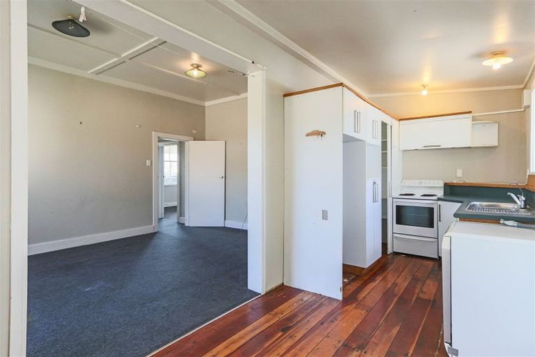 Photo of property in 43 Brookes Street, Inglewood, 4330