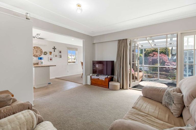 Photo of property in 74 Kennedy Drive, Levin, 5510