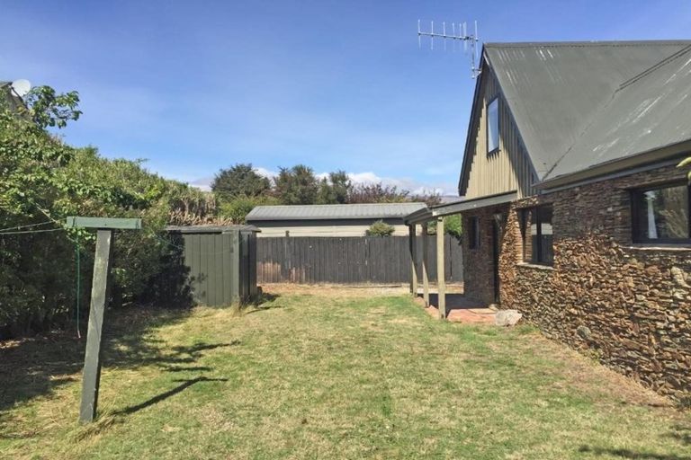 Photo of property in 231 Beacon Point Road, Wanaka, 9305