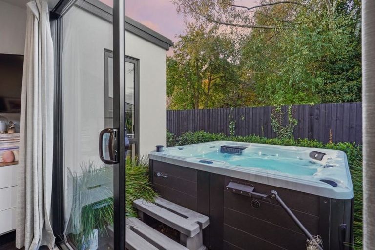 Photo of property in 30a Allard Street, Edgeware, Christchurch, 8013