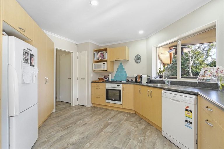 Photo of property in 183 Old Farm Road, Hamilton East, Hamilton, 3216