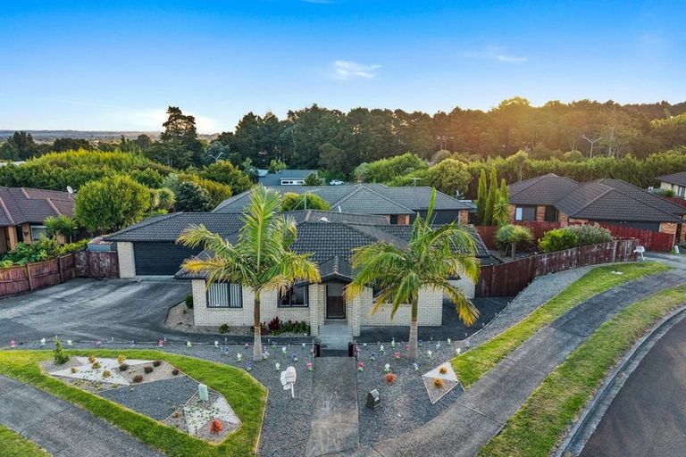 Photo of property in 2 Goh Place, Manurewa, Auckland, 2105