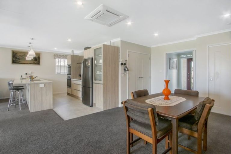 Photo of property in 8 Nolan Place, Katikati, 3129