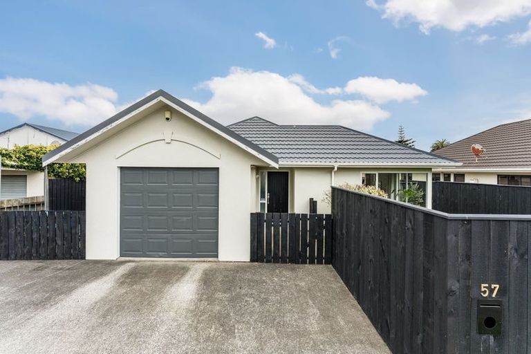 Photo of property in 57 Kapiti Crescent, Titahi Bay, Porirua, 5022