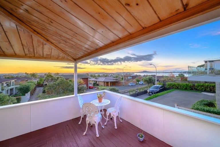 Photo of property in 36 Pigeon Mountain Road, Half Moon Bay, Auckland, 2012