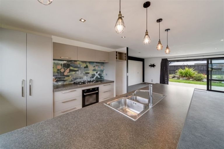 Photo of property in 122 Rob Roy Lane, Wanaka, 9305