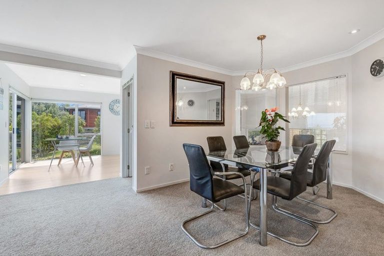 Photo of property in 1326 Whangaparaoa Road, Army Bay, Whangaparaoa, 0930