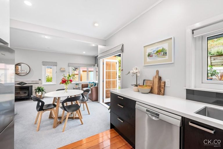 Photo of property in 67 Norton Park Avenue, Fairfield, Lower Hutt, 5011