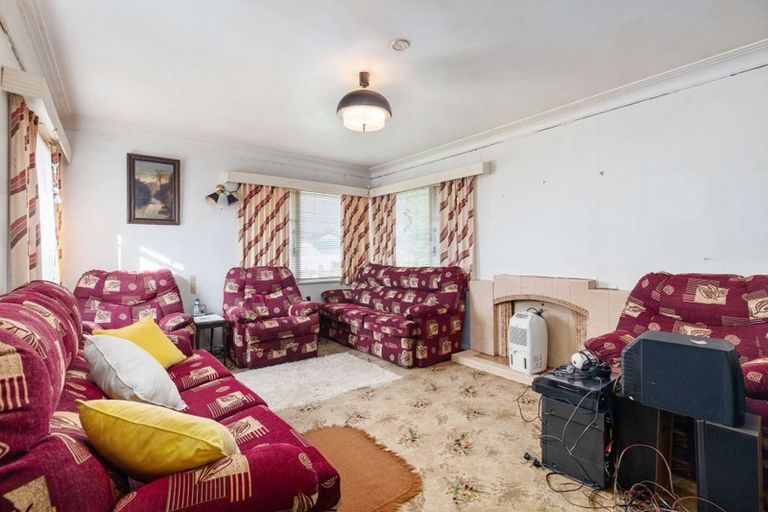 Photo of property in 2 Browning Street, Manurewa East, Auckland, 2102