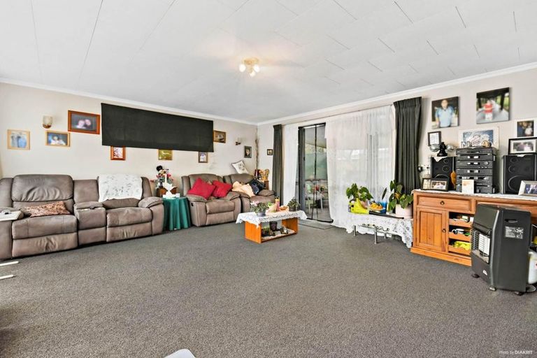 Photo of property in 26 Resolute Way, Papakura, 2110