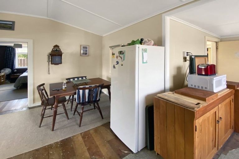 Photo of property in 11 Makohine Lane, Ohingaiti, Kimbolton, 4785