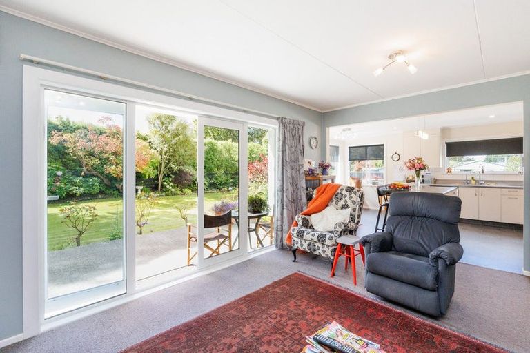 Photo of property in 8a Bond Street, Marton, 4710