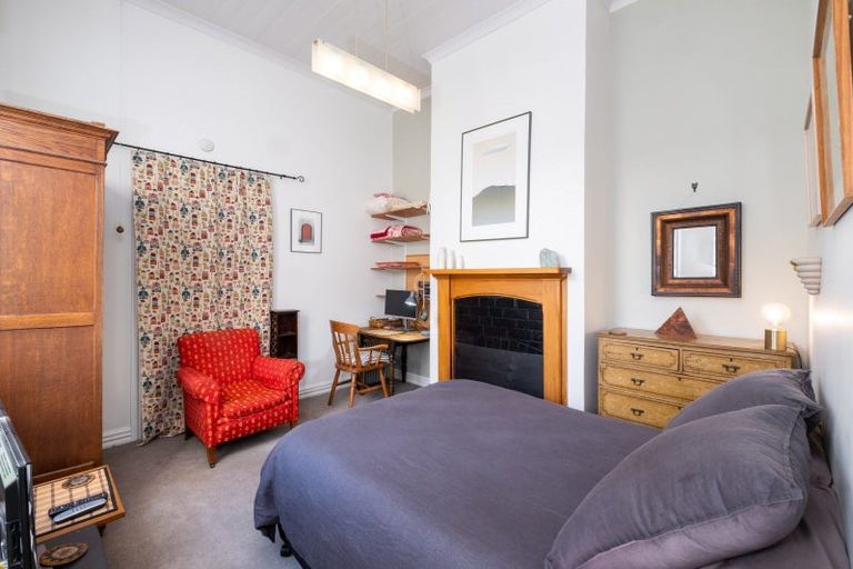 Photo of property in 1 Seaview Terrace, Bluff Hill, Napier, 4110