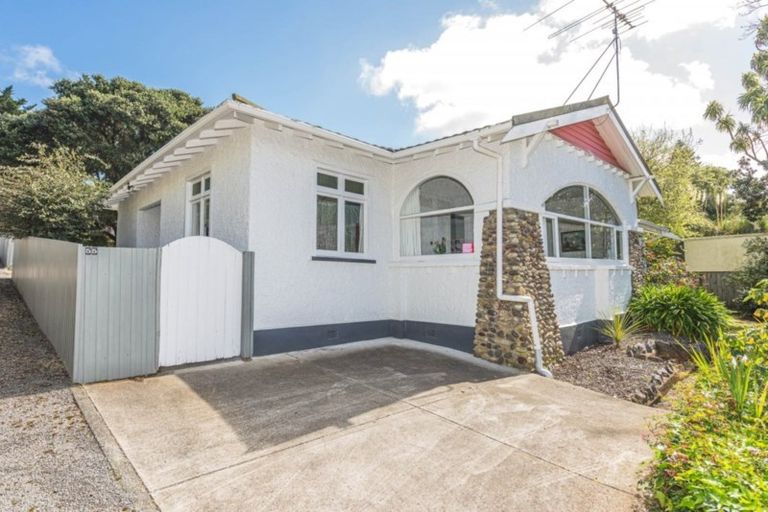 Photo of property in 55 Great North Road, Saint Johns Hill, Whanganui, 4501