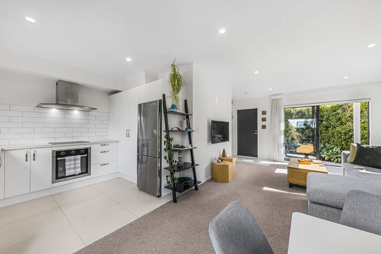 Photo of property in 58 Whenuapai Drive, Whenuapai, Auckland, 0618