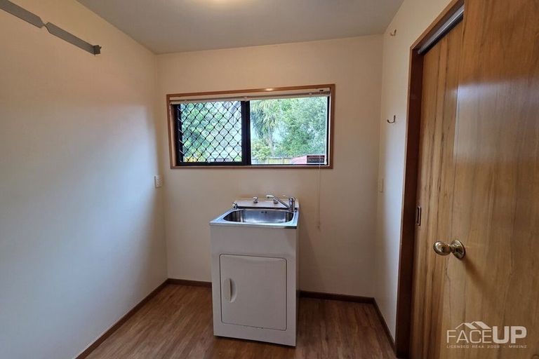 Photo of property in 3/1a Williams Road, Hobsonville, Auckland, 0618