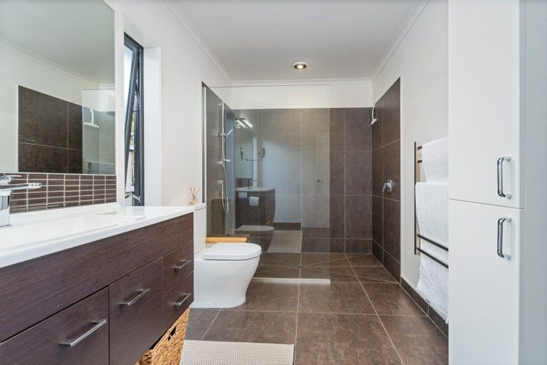 Photo of property in 32 Leeward Drive, Whitianga, 3510