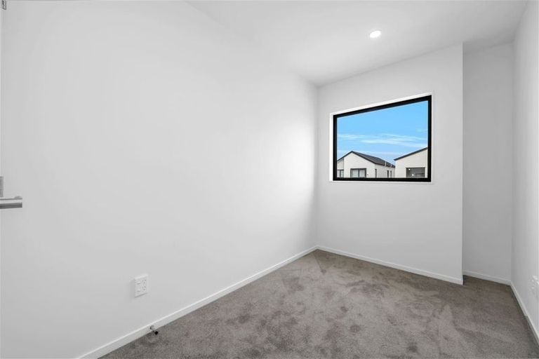 Photo of property in 34 Kairakau Street, Papakura, 2110