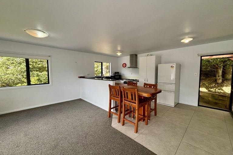 Photo of property in 15 Russell Street, Picton, 7220