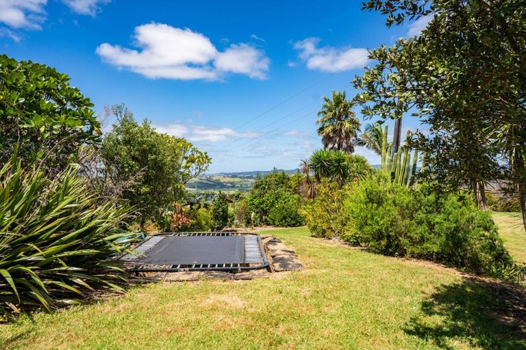 Photo of property in 350 Brooks Road, Waipu, 0582