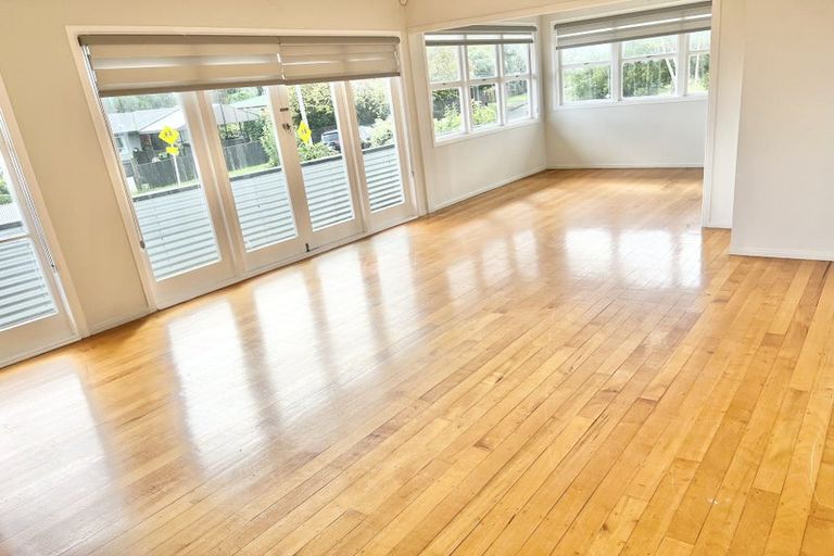 Photo of property in 1 Mack Place, Red Hill, Papakura, 2110