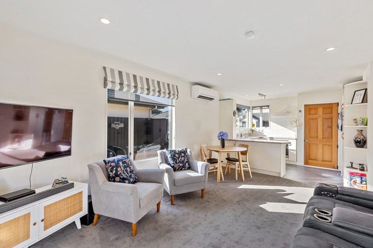 Photo of property in 38k English Street, Sockburn, Christchurch, 8042