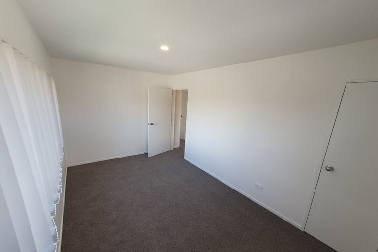 Photo of property in 52 Black Beech Crescent, Takanini, 2110