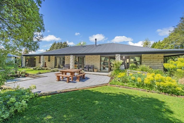 Photo of property in 6 Kowhai Drive, Darfield, 7510