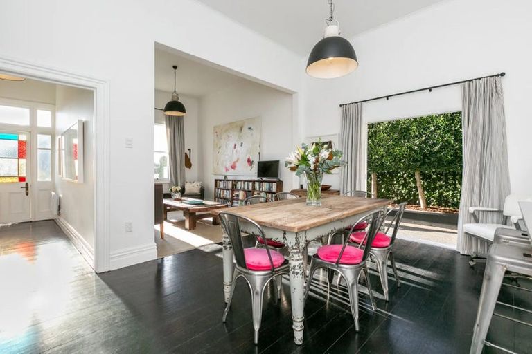 Photo of property in 8 Battery Road, Ahuriri, Napier, 4110