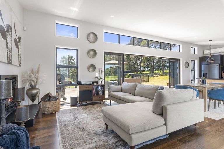 Photo of property in 168 Barrett Road, Riverhead, Albany, 0793