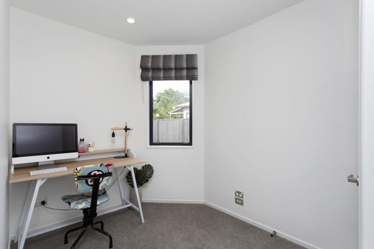 Photo of property in 72a Wilsons Road, Saint Martins, Christchurch, 8022