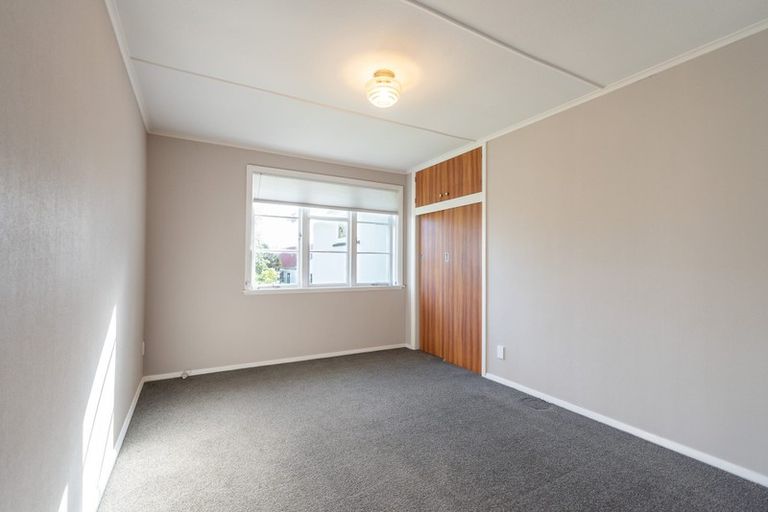 Photo of property in 5 Ngarimu Street, Roslyn, Palmerston North, 4414