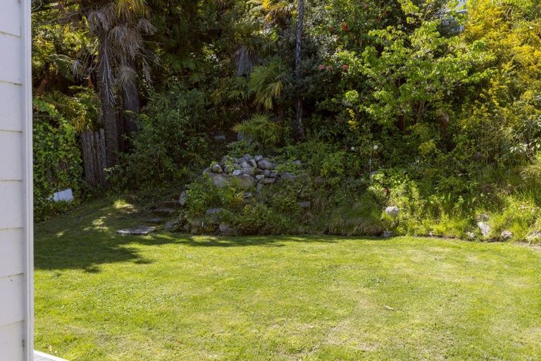 Photo of property in 1/202 Lake Terrace, Waipahihi, Taupo, 3330