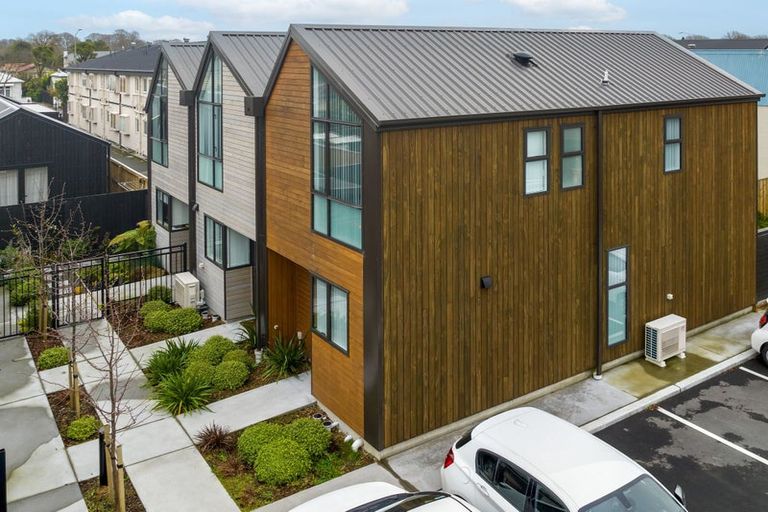 Photo of property in 9/129 Sherborne Street, St Albans, Christchurch, 8014