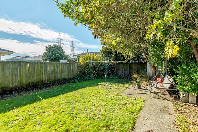 Photo of property in 50 Denise Crescent, Hornby, Christchurch, 8042