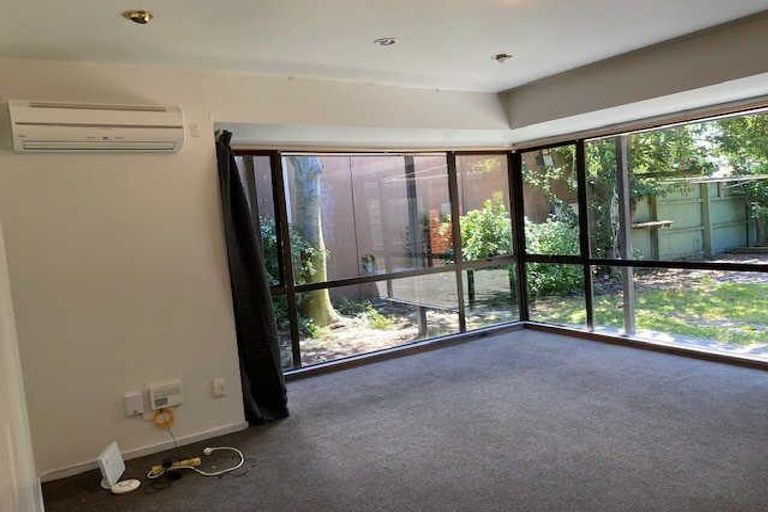 Photo of property in 2/63 Rountree Street, Upper Riccarton, Christchurch, 8041