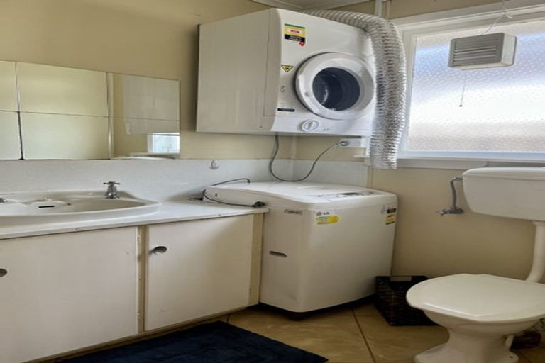 Photo of property in 66 Barrett Street, Westown, New Plymouth, 4310