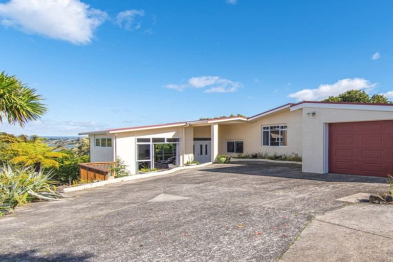 Photo of property in 73 Goods Road, Otumoetai, Tauranga, 3110