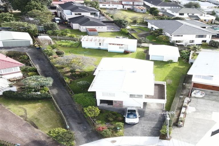 Photo of property in 7 Taha Road, Te Atatu South, Auckland, 0610