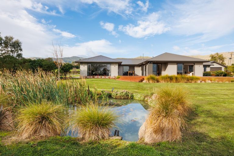 Photo of property in 67 Albert Road, Devonport, Auckland, 0624