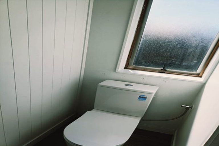 Photo of property in 1/382 Main Road North, Bay View, Napier, 4104