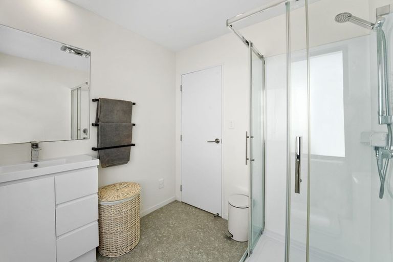 Photo of property in 54 Turret Lane, Hobsonville, Auckland, 0616