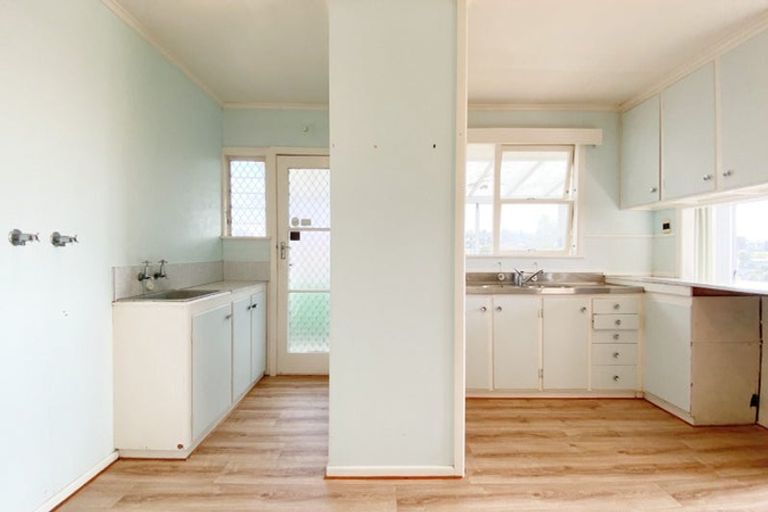 Photo of property in 58 Marlborough Avenue, Glenfield, Auckland, 0629