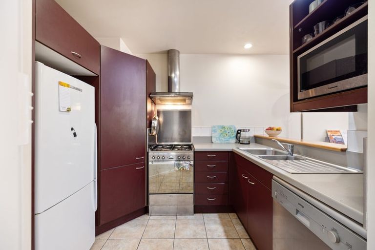 Photo of property in 13c Devon Street, Sydenham, Christchurch, 8023