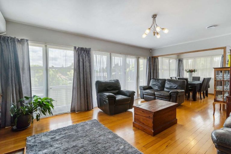 Photo of property in 1 Mack Place, Red Hill, Papakura, 2110